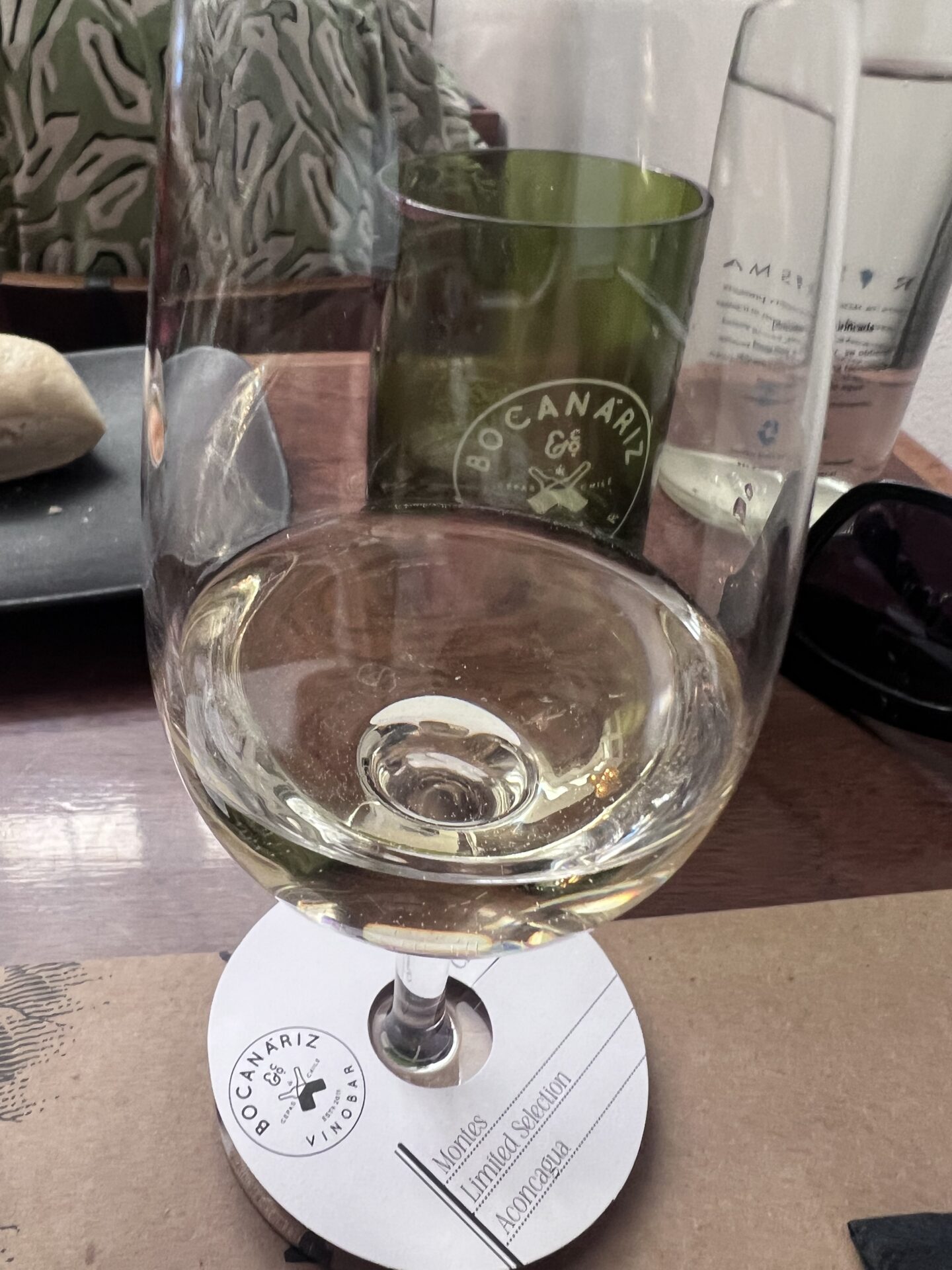 wine tasting single glass